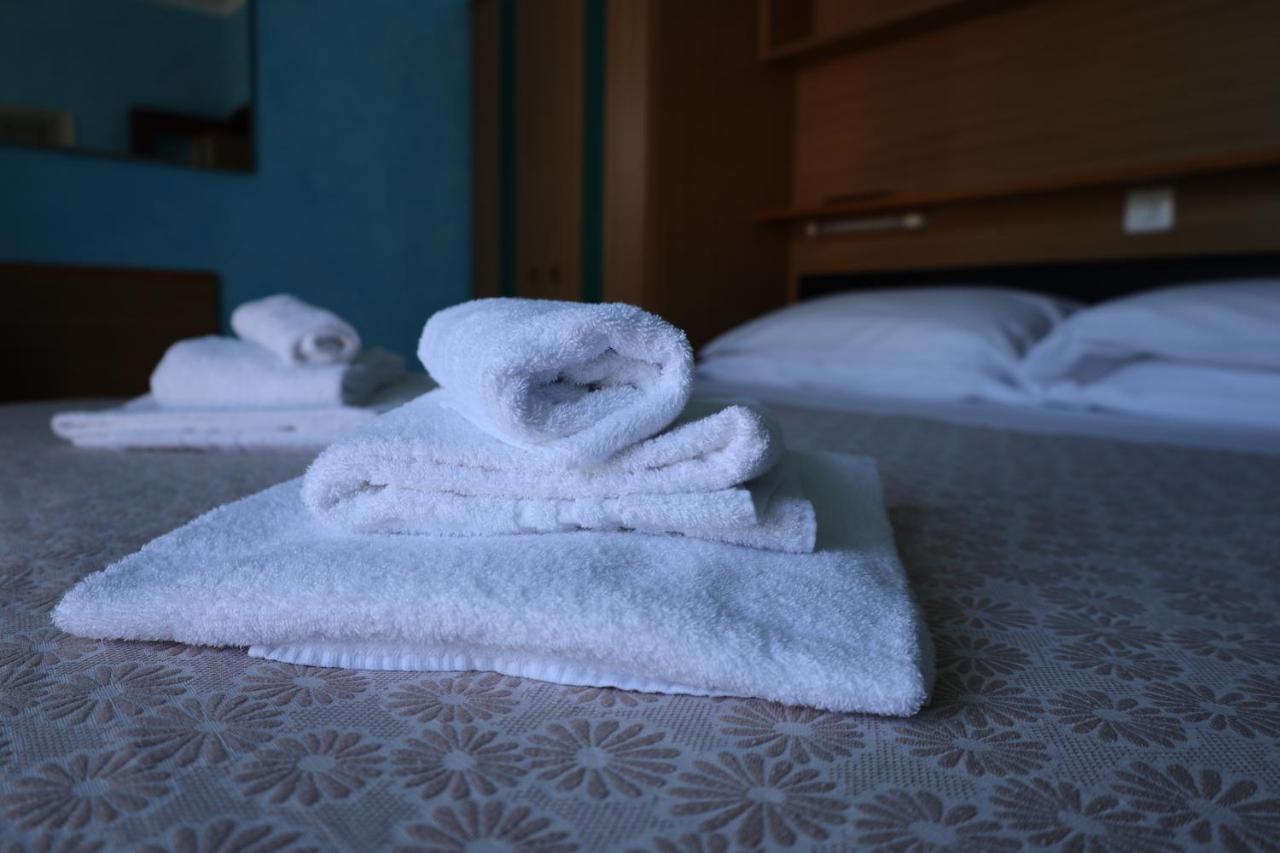 Albergo Stella Di Mare 라바냐 외부 사진