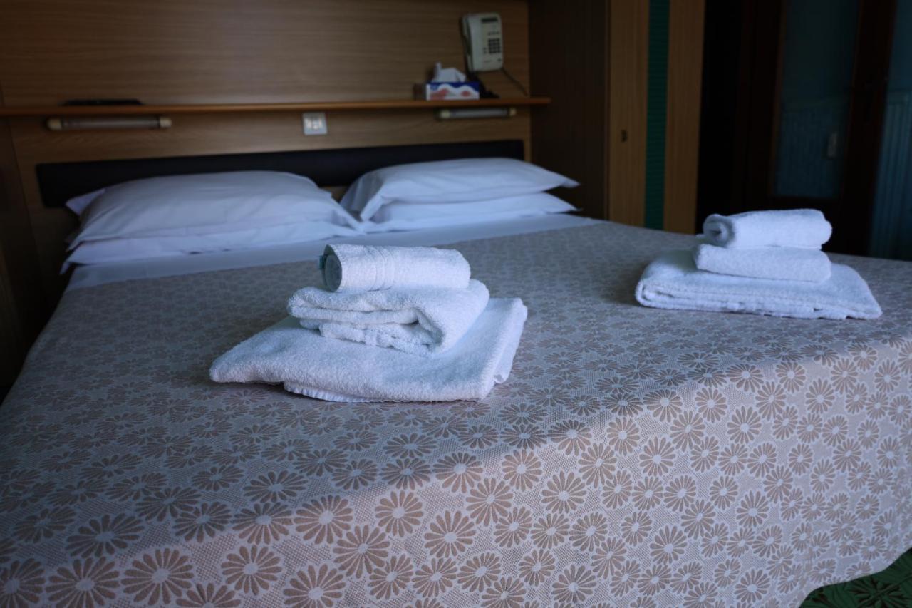 Albergo Stella Di Mare 라바냐 외부 사진
