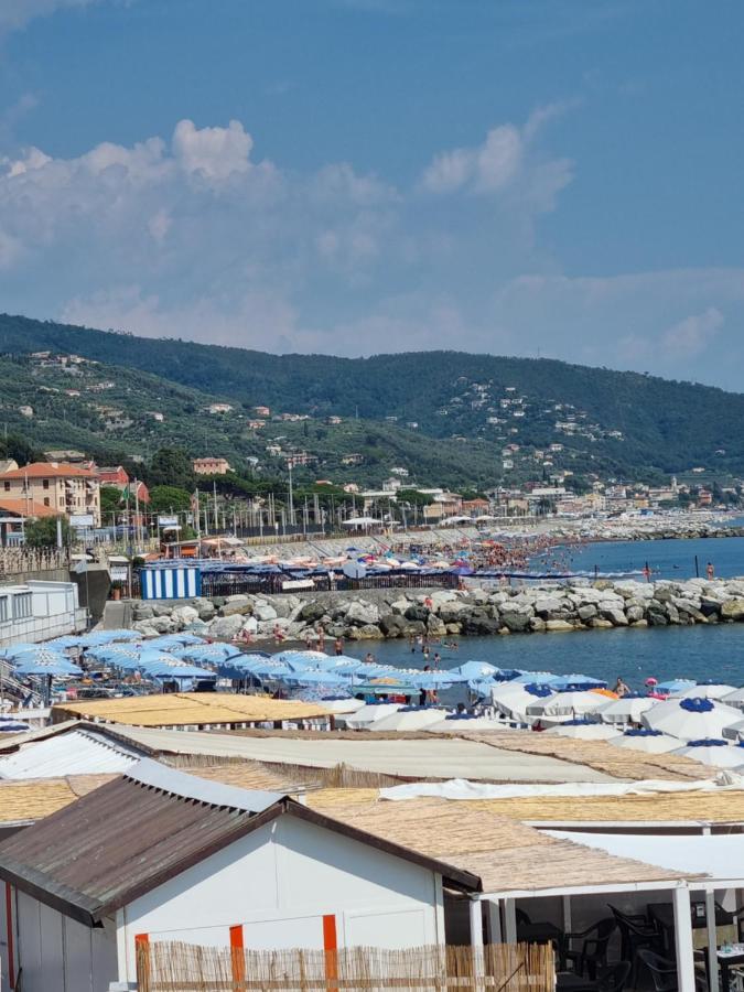 Albergo Stella Di Mare 라바냐 외부 사진