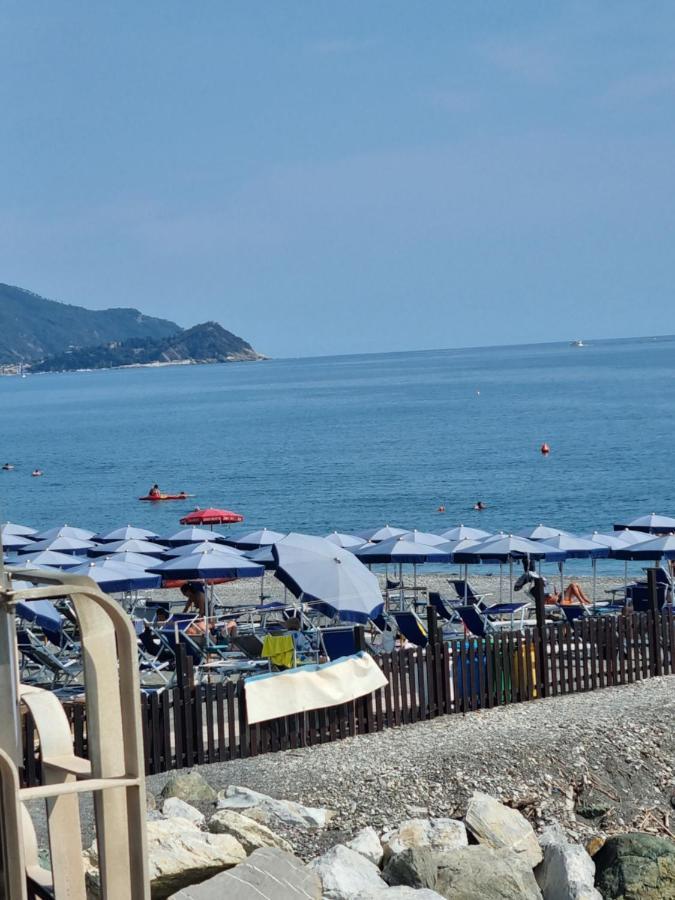 Albergo Stella Di Mare 라바냐 외부 사진